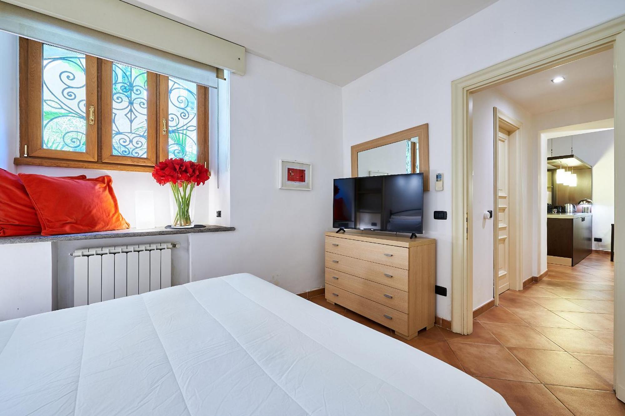 Irex Piazza Del Fico Private Apartment Рим Екстериор снимка